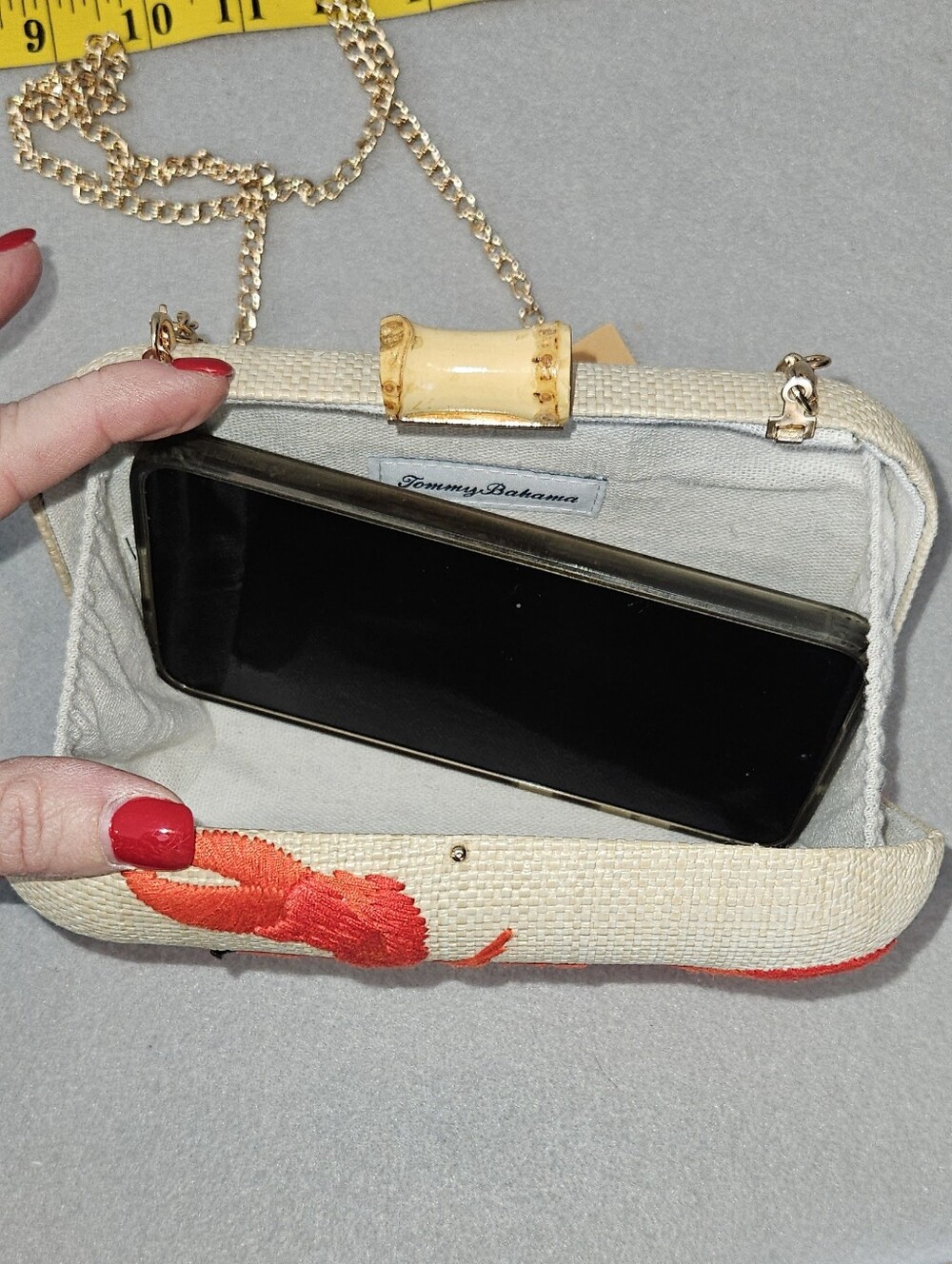 Viral Tommy Bahama Crab Embroidered Clutch Crossbody – NWT Coastal Beach Bag - Picture 12 of 16